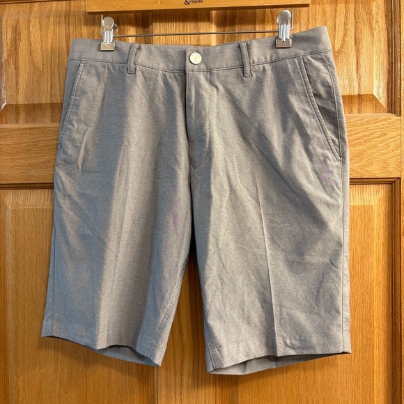 Bonobos Gray Athletic Shorts with Structured Finish - Picture 1 of 5